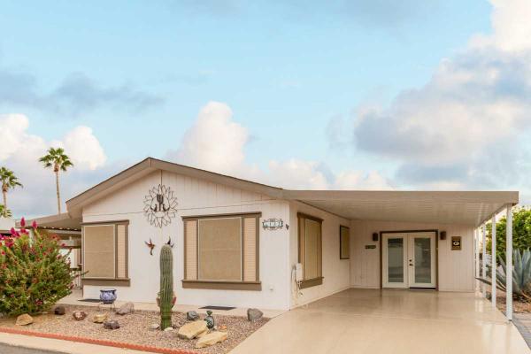 1996 Hallmark Manufactured Home