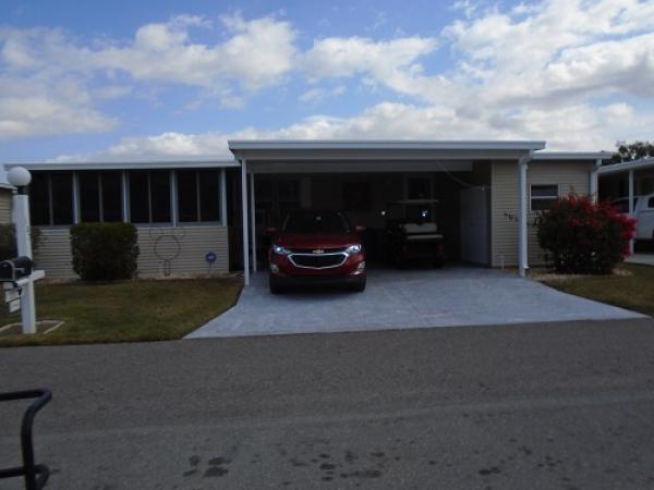 Photo 1 of 2 of home located at 107 Reineke Rd. Haines City, FL 33844