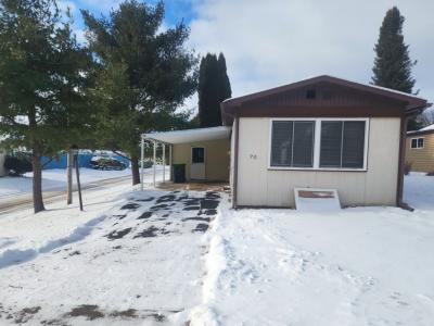 Mobile Home at 1300 Michigan Avenue, Site # 70 Iron Mountain, MI 49801