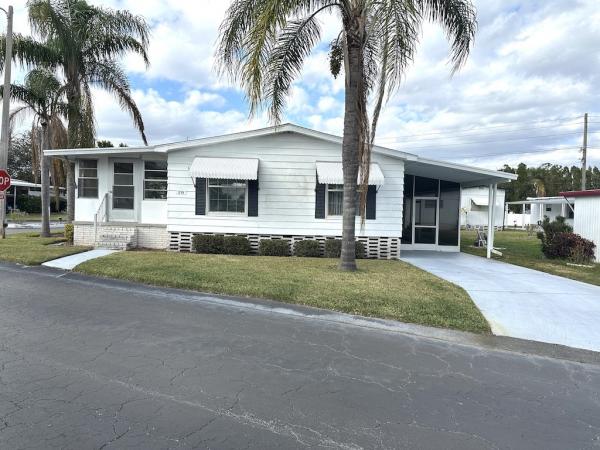 Photo 1 of 2 of home located at 219 Navigation Rd Lakeland, FL 33803