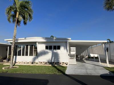 Mobile Home at 105 Pier E Naples, FL 34112