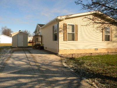 Mobile Home at 948 Savannah River Dr Adrian, MI 49221