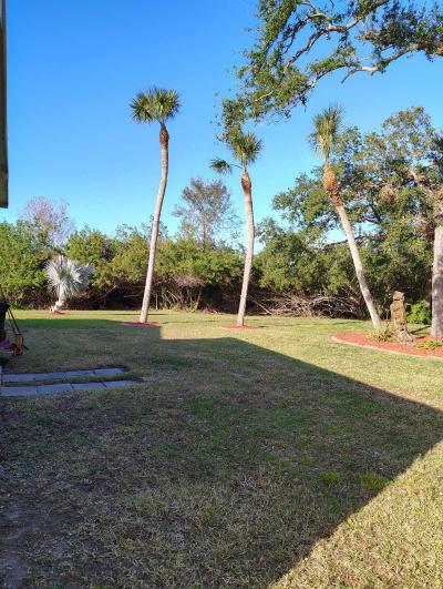 Photo 4 of 21 of home located at 5910 Majestic Way Palmetto, FL 34221