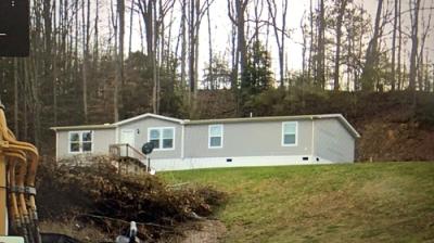 Mobile Home at 344 Baker Ridge Rd Clintwood, VA 24228