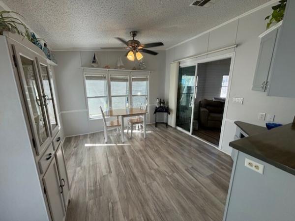 1992 Homes of Merit Mobile Home