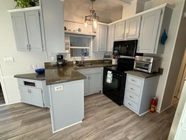 1992 Homes of Merit Mobile Home