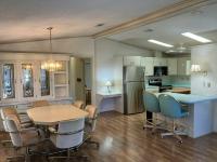 1987 SCHU HS Manufactured Home