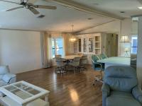 1987 SCHU HS Manufactured Home