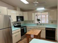 1987 SCHU HS Manufactured Home