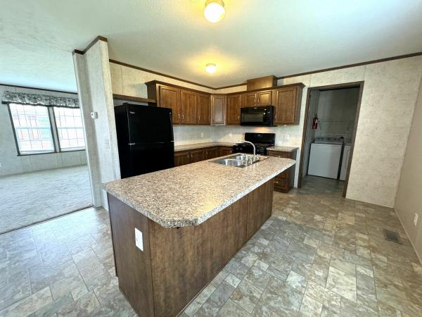 Photo 1 of 2 of home located at 46164 Beauvais Dr., Site #457 Macomb, MI 48044