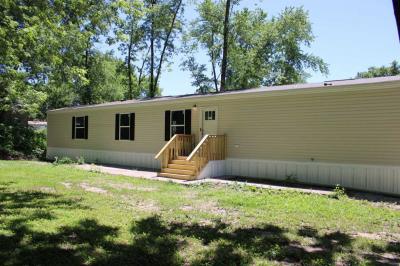 Mobile Home at 811 Pitchfork Jefferson City, MO 65109