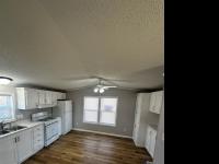 1998 Redman Homes Inc Parkmore NB 80x16 Mobile Home
