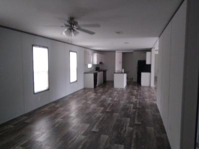 Photo 4 of 15 of home located at 8604 SW 155th St Dunnellon, FL 34432