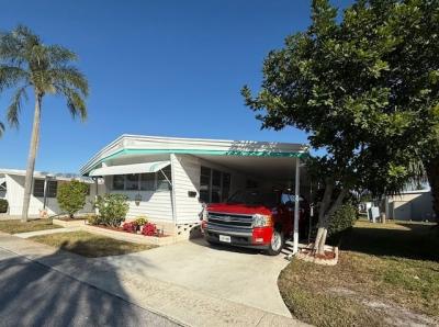 Photo 2 of 13 of home located at 2550 State Rd. 580 #0123 Clearwater, FL 33761