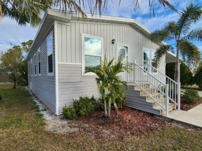 Photo 4 of 21 of home located at 25 Nyborg Avenue North Fort Myers, FL 33903