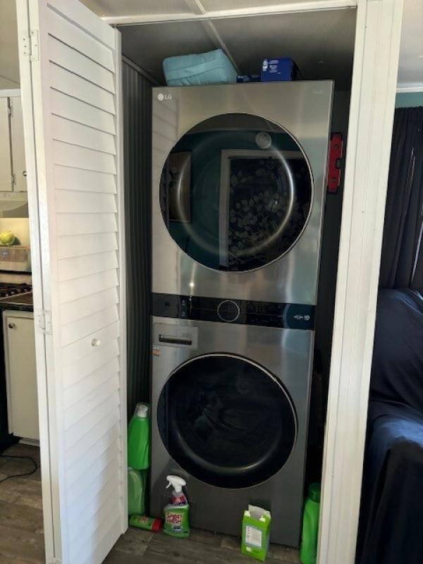 1969 New Moon Manufactured Home
