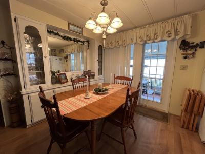Photo 4 of 37 of home located at 125 Joyce Place Lakeland, FL 33815