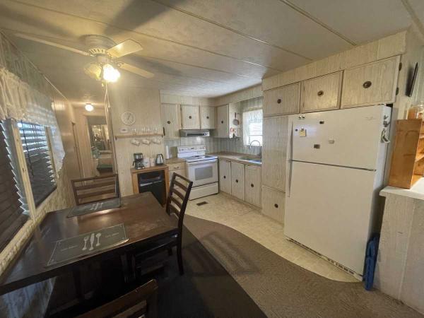 1976 HOME 1BR/1BA Mobile Home