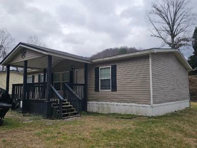 Mobile Home at 154 Mallory Hollow Mallory, WV 25634