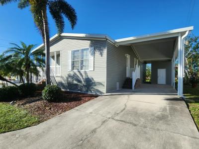 Photo 2 of 20 of home located at 142 Rotterdam North Fort Myers, FL 33903