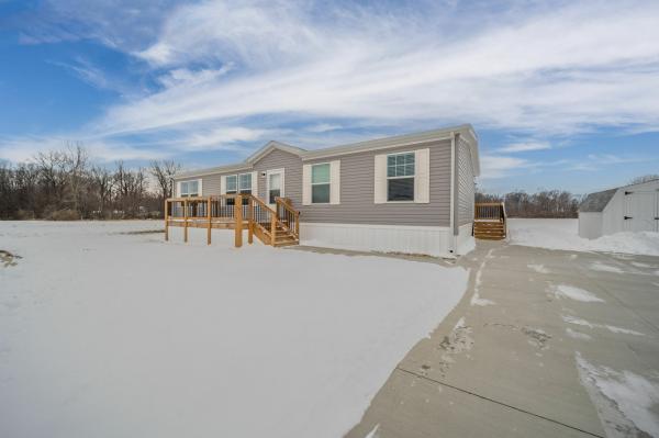 2023 Clayton - Middlebury 203 81RDH28523BH23  Somerset  Drive  Home