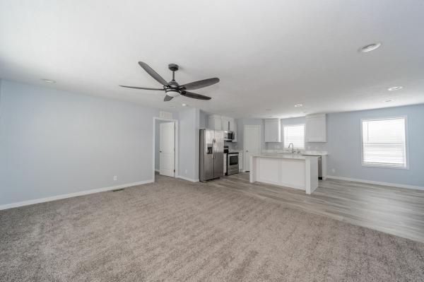 2023 Clayton - Middlebury 203 81RDH28523BH23  Somerset  Drive  Home