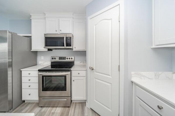 2023 Clayton - Middlebury 203 81RDH28523BH23  Somerset  Drive  Home