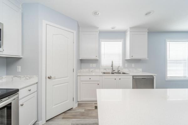 2023 Clayton - Middlebury 203 81RDH28523BH23  Somerset  Drive  Home