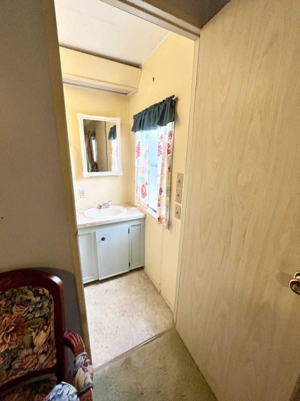 1984 Twin Manufactured Home