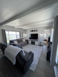 1975 Tamarack Mobile Home