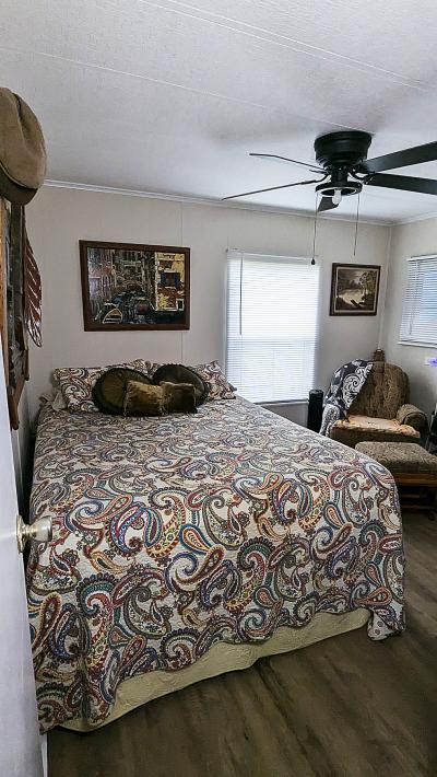 Photo 5 of 8 of home located at 107 Sycamore Lane Lake Helen, FL 32744