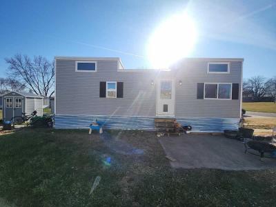 Mobile Home at 7828 Crown Park Belton, MO 64012