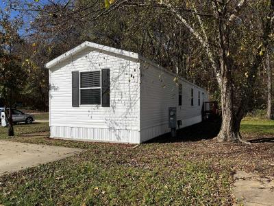 Photo 2 of 12 of home located at 1453 Ravinia Way Fenton, MO 63026