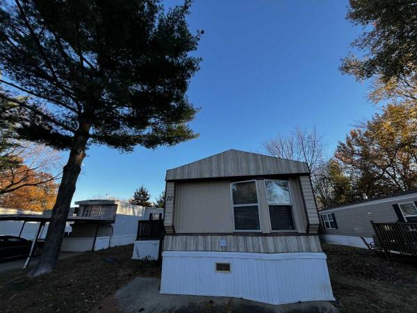 1989  Mobile Home For Sale