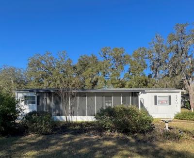 Photo 3 of 52 of home located at 3201 SW 88th Street Ocala, FL 34476