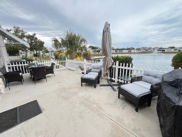 2000 Palm Harbor Manufactured Home