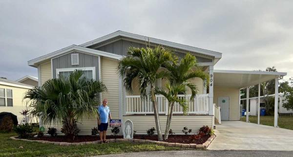 Photo 1 of 2 of home located at 904 Bonaire Venice, FL 34285