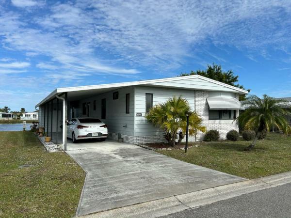 Photo 1 of 2 of home located at 2264 Lakes Of Melbourne Drive Melbourne, FL 32904