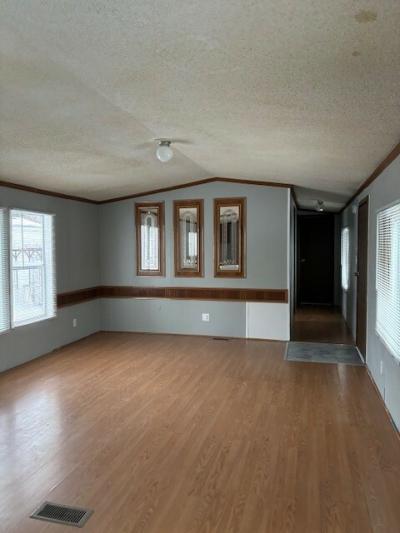 Photo 2 of 9 of home located at 43211 Frontenac Ave #334 Sterling Heights, MI 48314