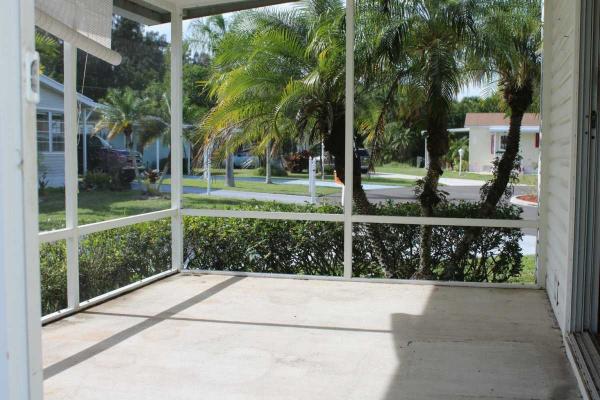 1992 Manufactured Home