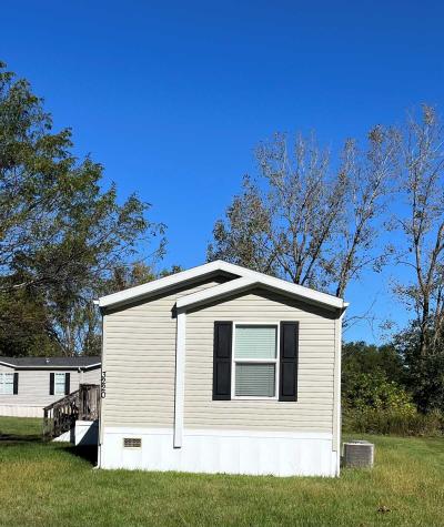 Mobile Home at 3220 Henry Lakes Boulevard Columbus, IN 47201