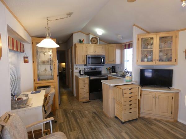 2001 Mobile Home