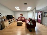 1990 PALM Manufactured Home