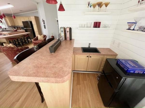 1990 PALM Manufactured Home