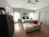 1990 PALM Manufactured Home
