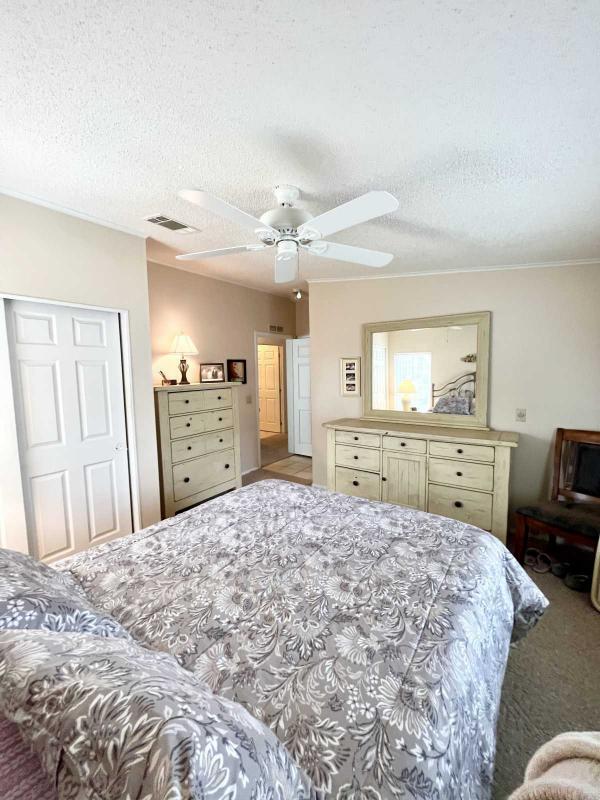 1988 Coro Manufactured Home