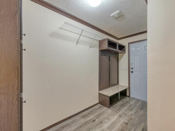 2022 Adventure 31 Mojave 4563E  Home