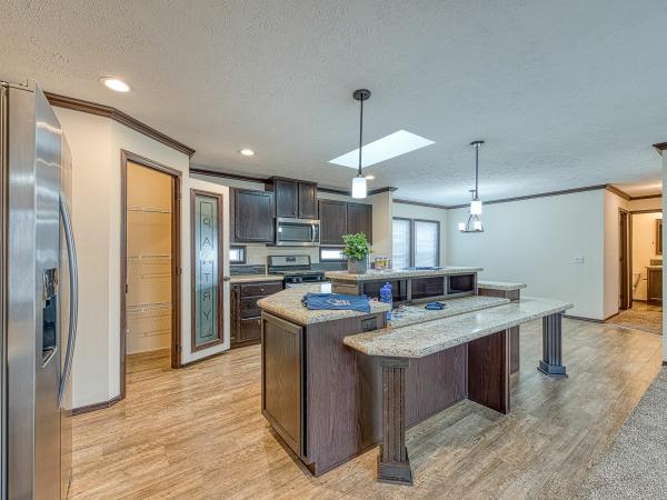 2022 Adventure 31 Mojave 4563E  Home