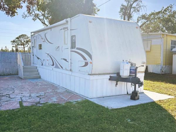 2008 Trail Lite Travel Trailer Mobile Home