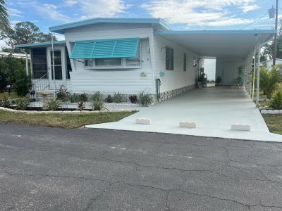 Mobile Home at 4539 Calm Harbor St. Bradenton, FL 34207